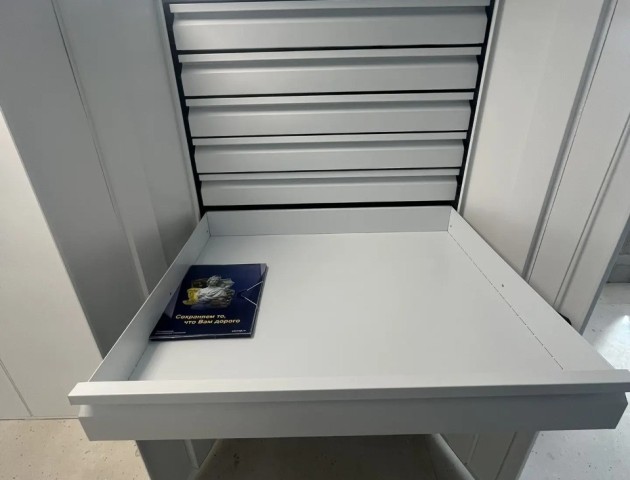 медицинские стеллажи с ящиками